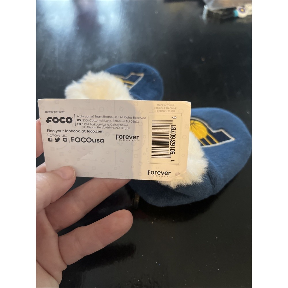 NWT Foco Indiana Pacers Infant Baby Slippers, Fur Ankle, Grippy Dots, Soft! - Picture 3 of 5